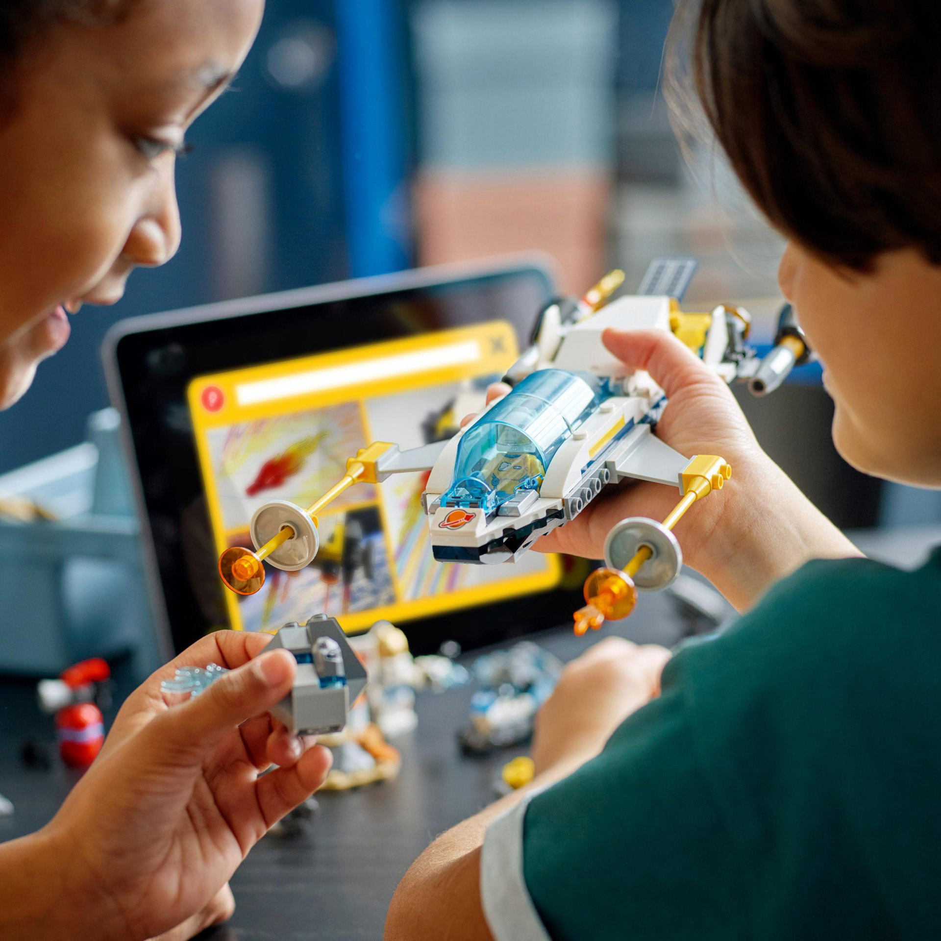 LEGO City Missioni di Esplorazione su Marte, Set di Costruzioni con Avventura Di 60354, , large