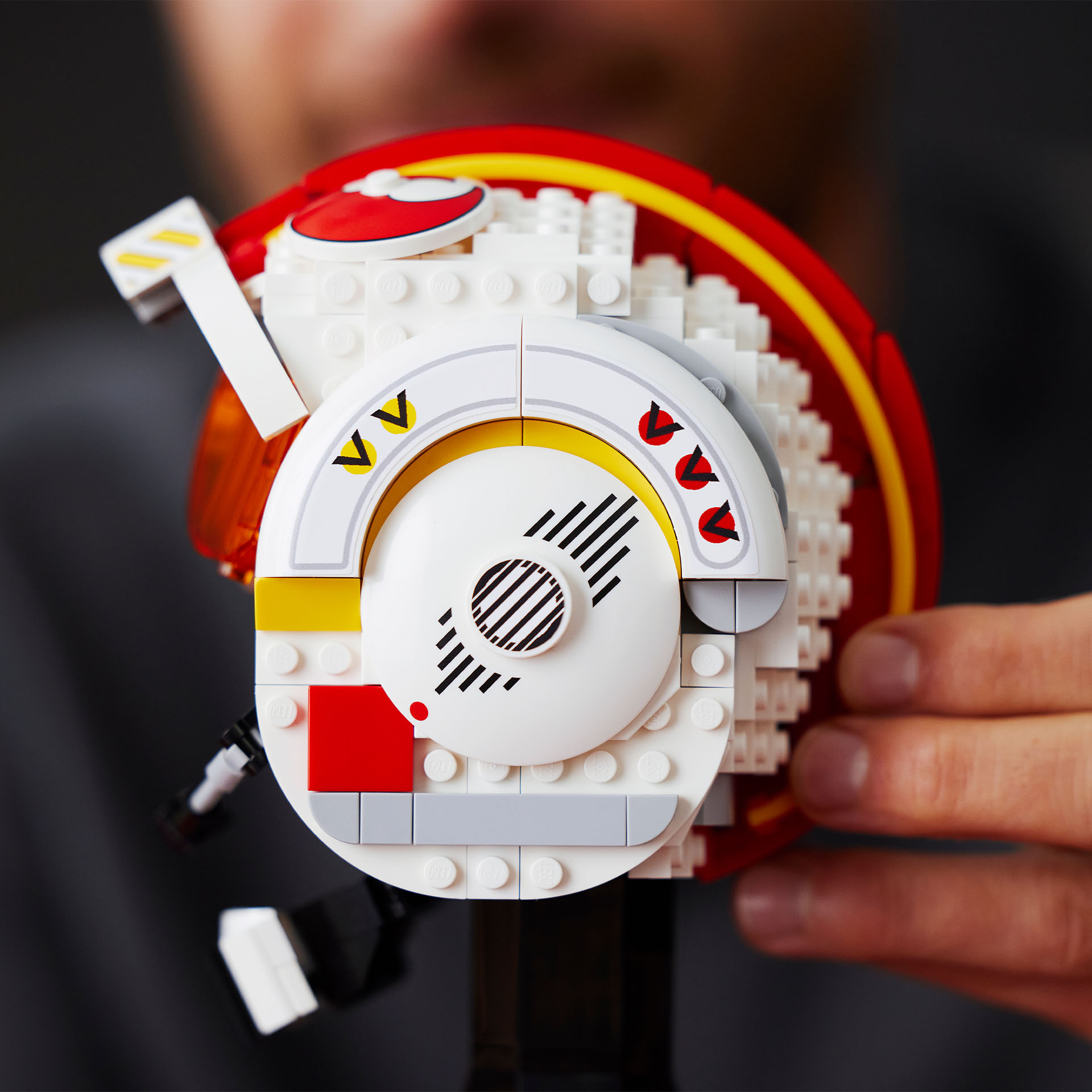 LEGO 75327 Star Wars Casco di Luke Skywalker (Red Five), Elmo da Collezione, Reg 75327, , large