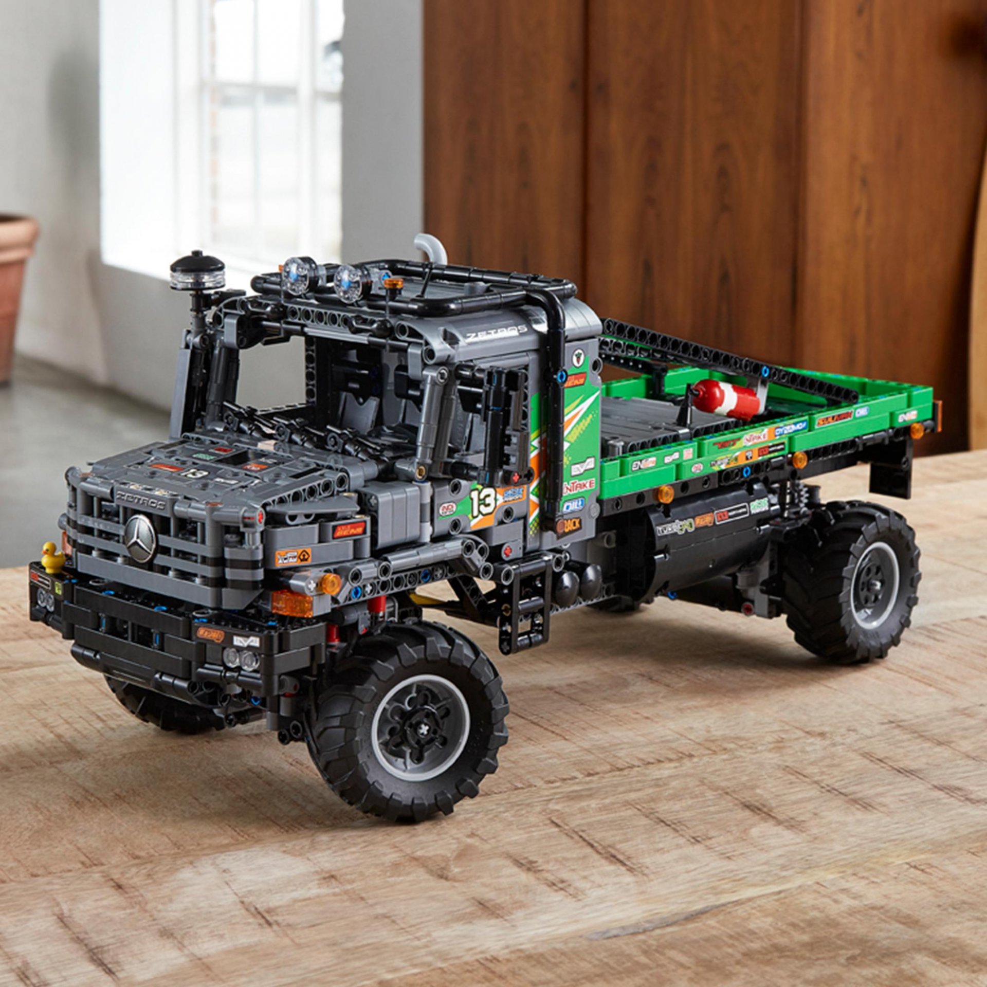 LEGO Technic Camion Fuoristrada 4x4 Mercedes-Benz Zetros, Camion Giocattolo, Mac 42129, , large