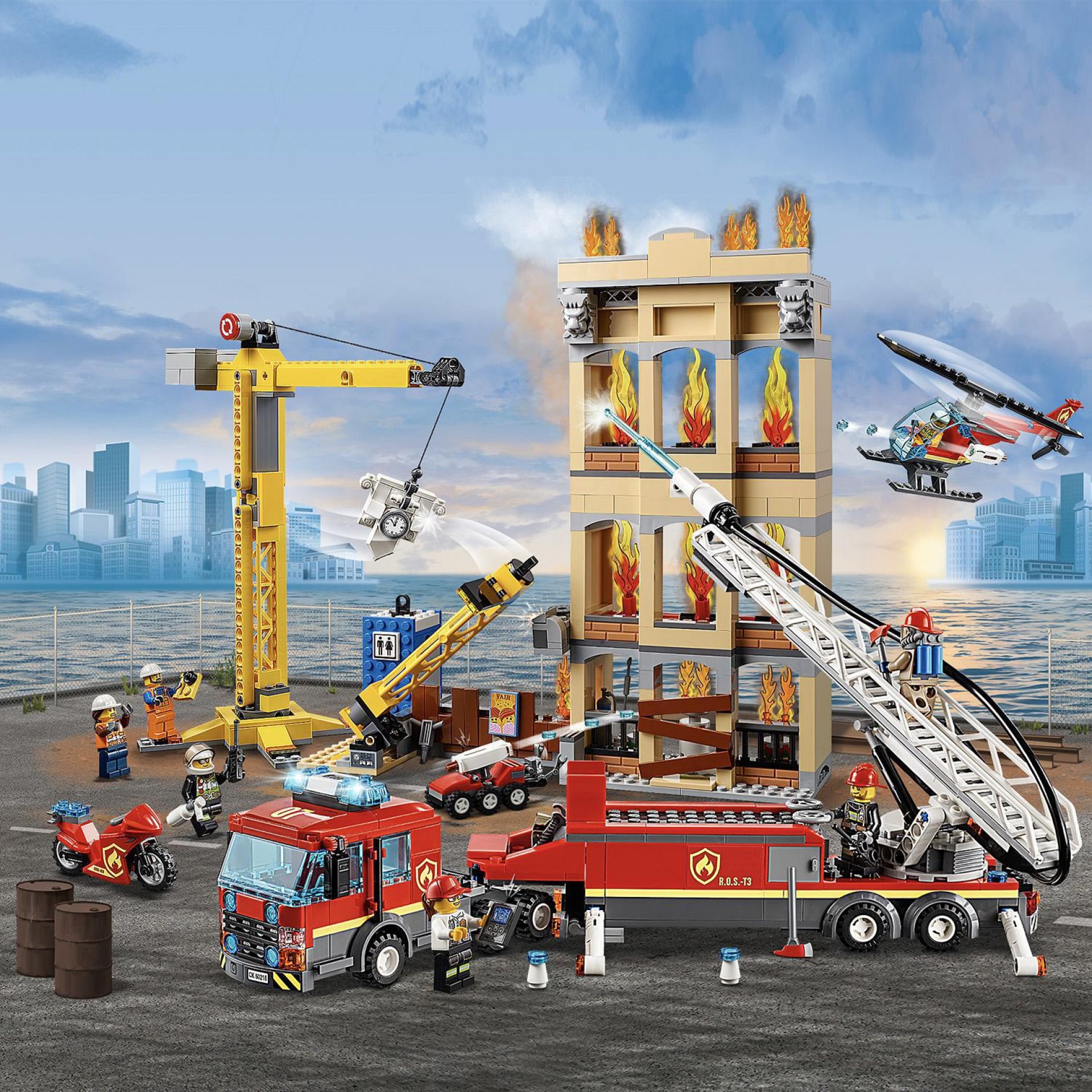 LEGO City Fire Missione Antincendio in Città, Stazione dei Pompieri con Camion G 60216, , large