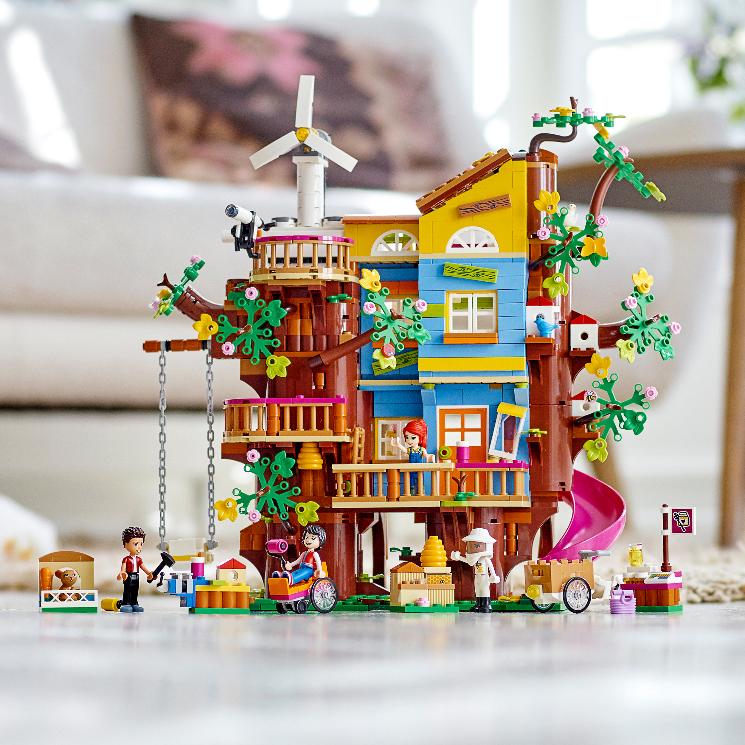 LEGO Friends Casa sull'Albero dell'Amicizia con Mini Bamboline di Mia e River, 41703, , large