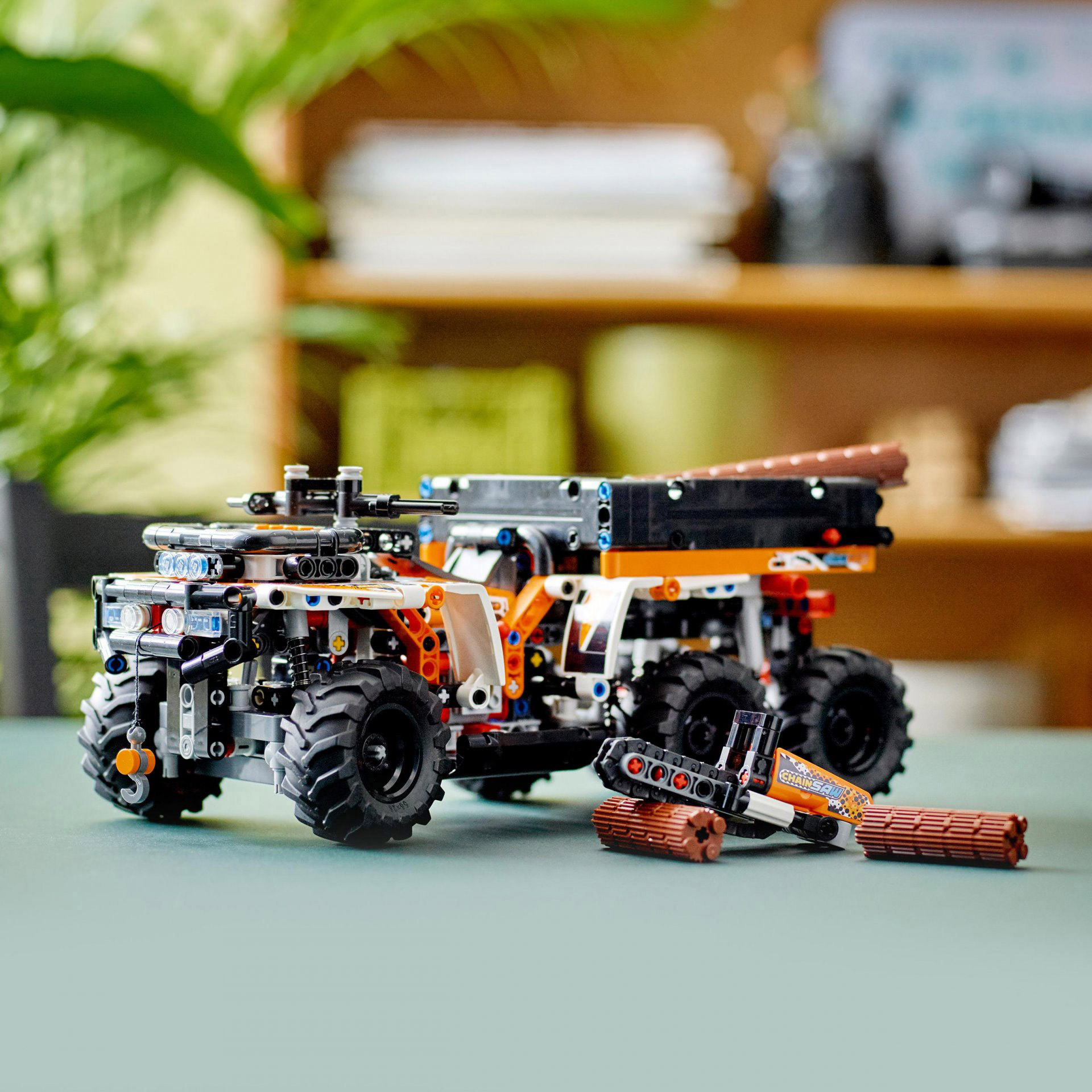 LEGO 42139 Technic Fuoristrada, Camion Giocattolo per Bambini e Bambine dai 10 A 42139, , large