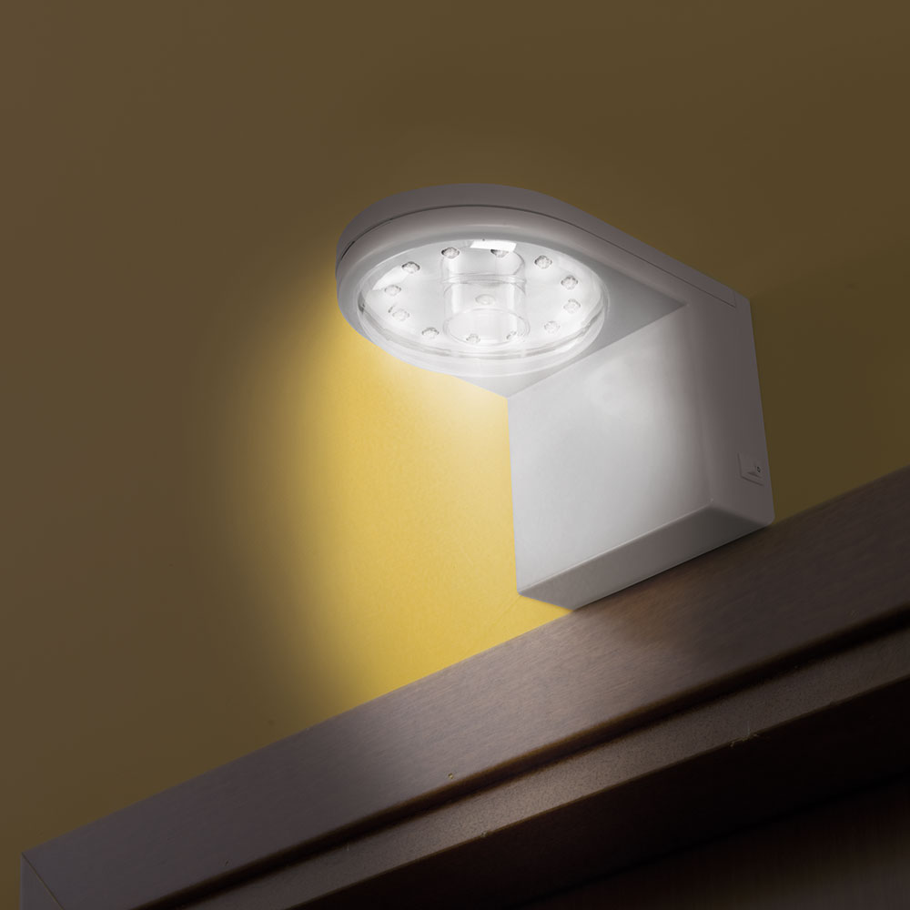 Luce sopra porta con sensore PIR, , large