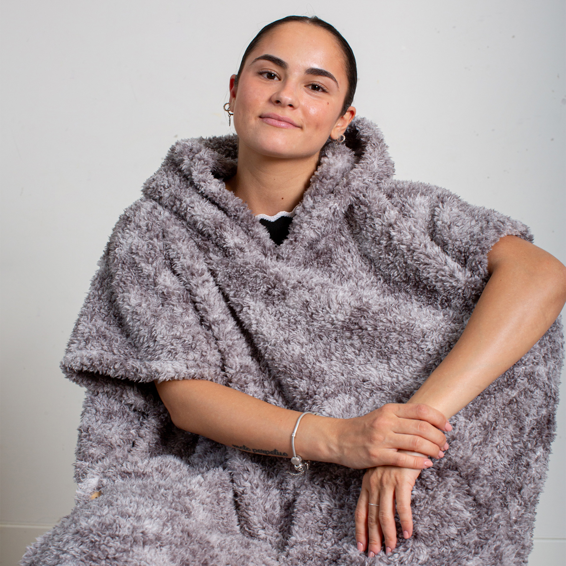 Felpa Poncho In Pile Con Cappuccio, , large