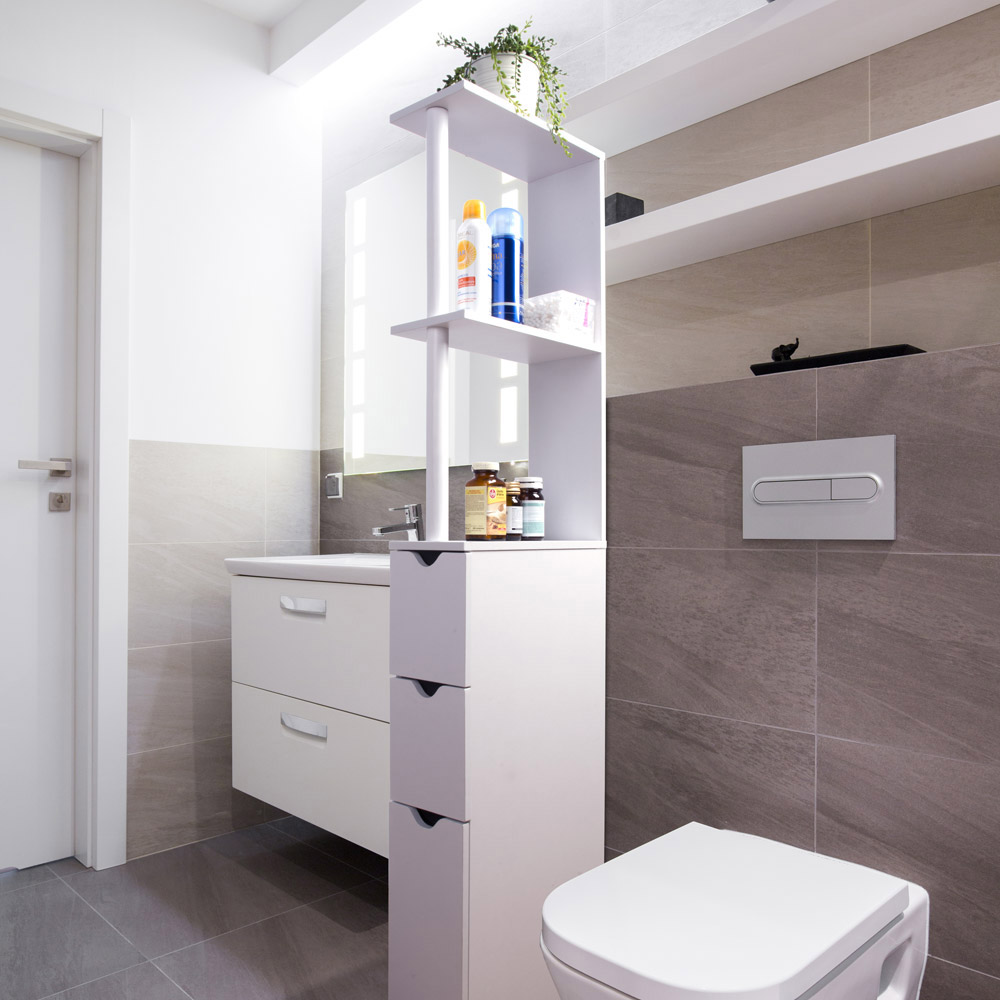 Il numero 1 del risparmio-SCAFFALE BAGNO SALVASPAZIO A 5 RIPIANI IN LEGNO  30X30X140CM BIANCO