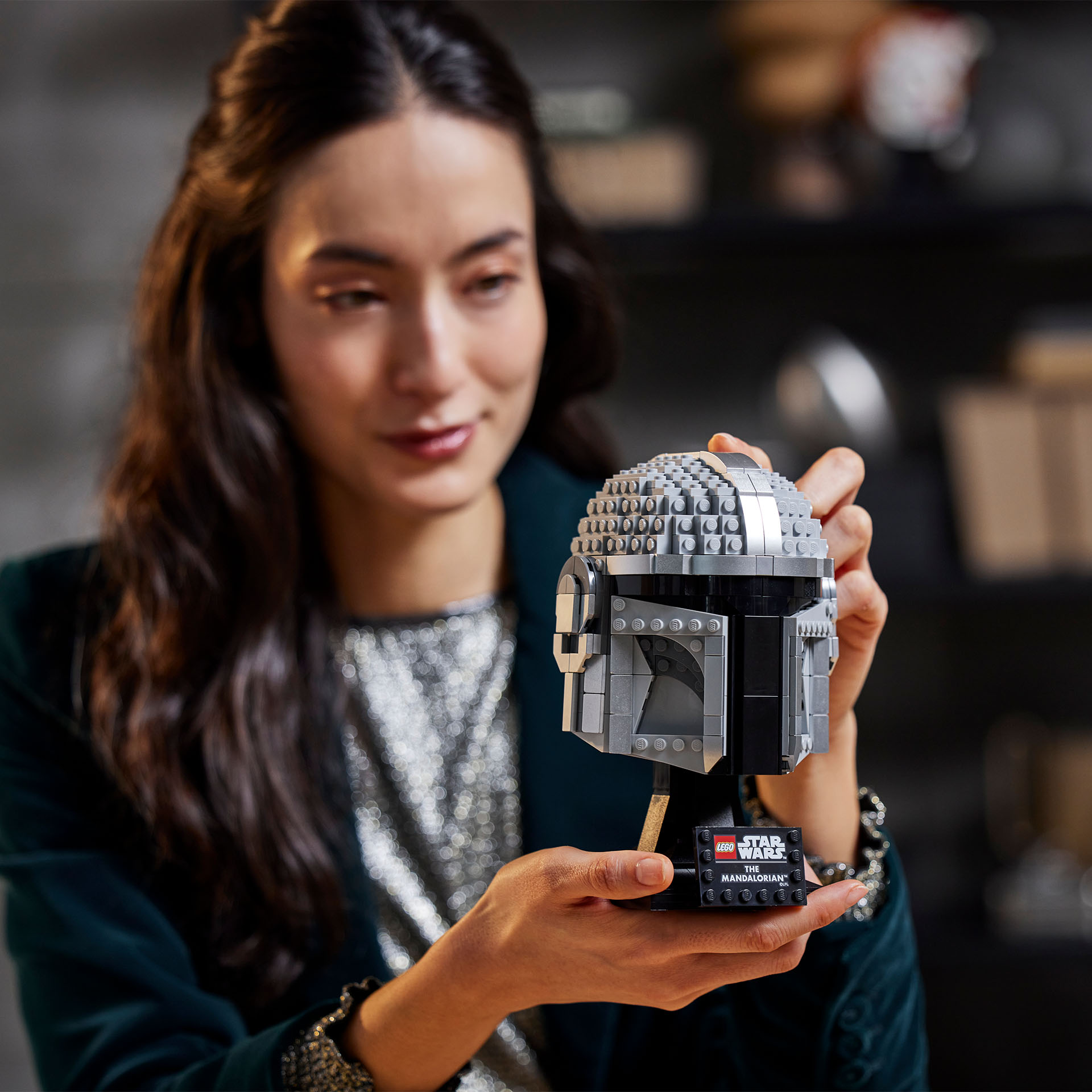 LEGO Star Wars Casco del Mandaloriano, Elmo da Collezione, Regalo per  Adulti da 75328