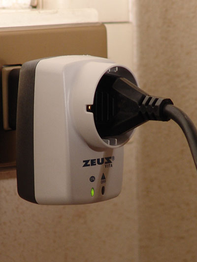 Zeus Vita: Basta Scosse Elettriche!!, , large