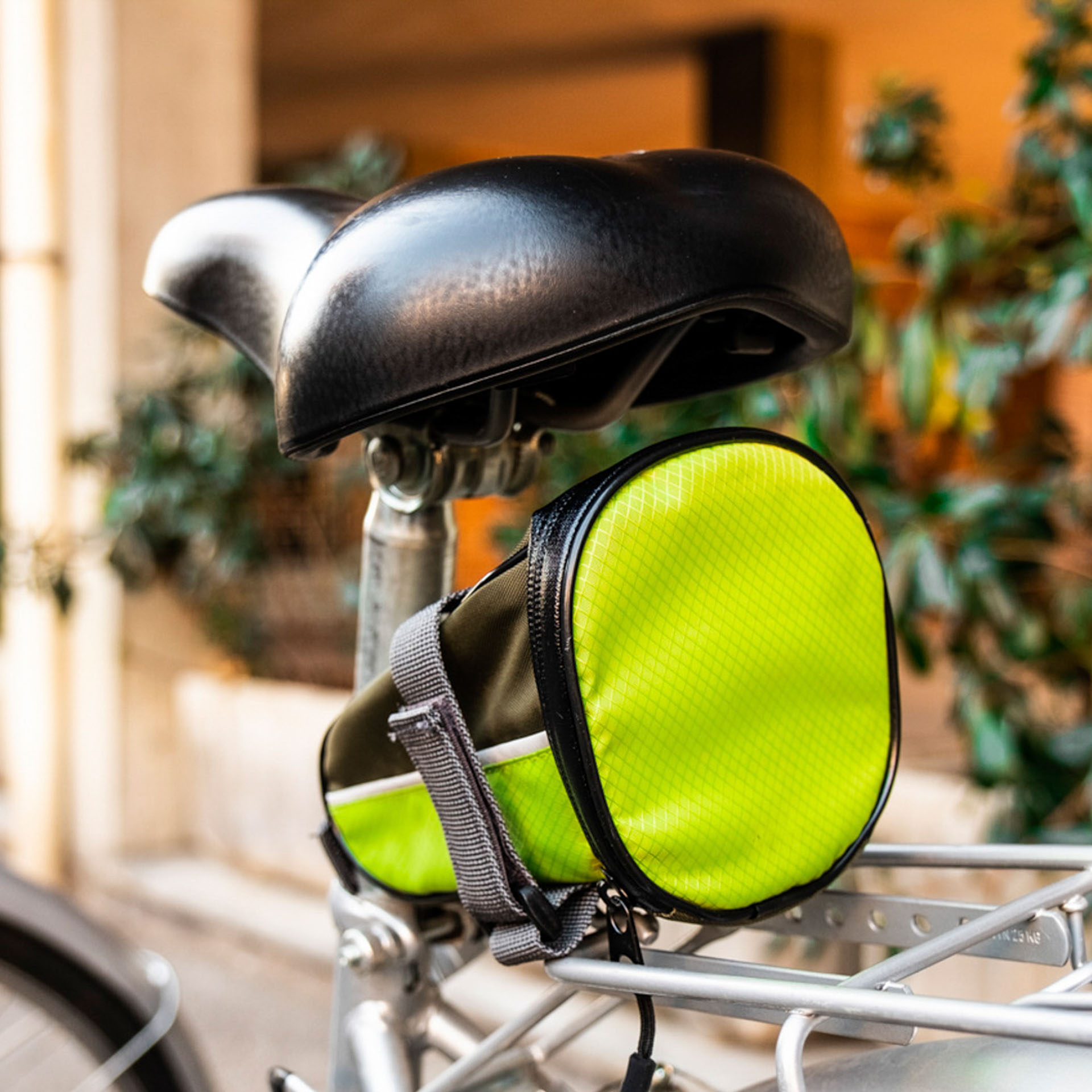 Borsa Da Sottosella Bici Con Segnali Luminosi, , large